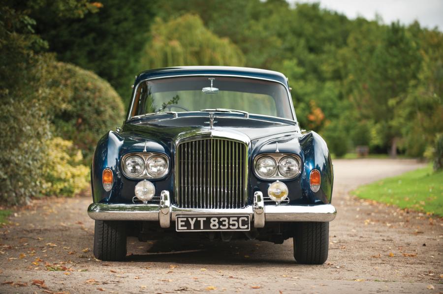  Bentley S3 Continental Saloon by James Young 1963 года  (фото 5 из 15)